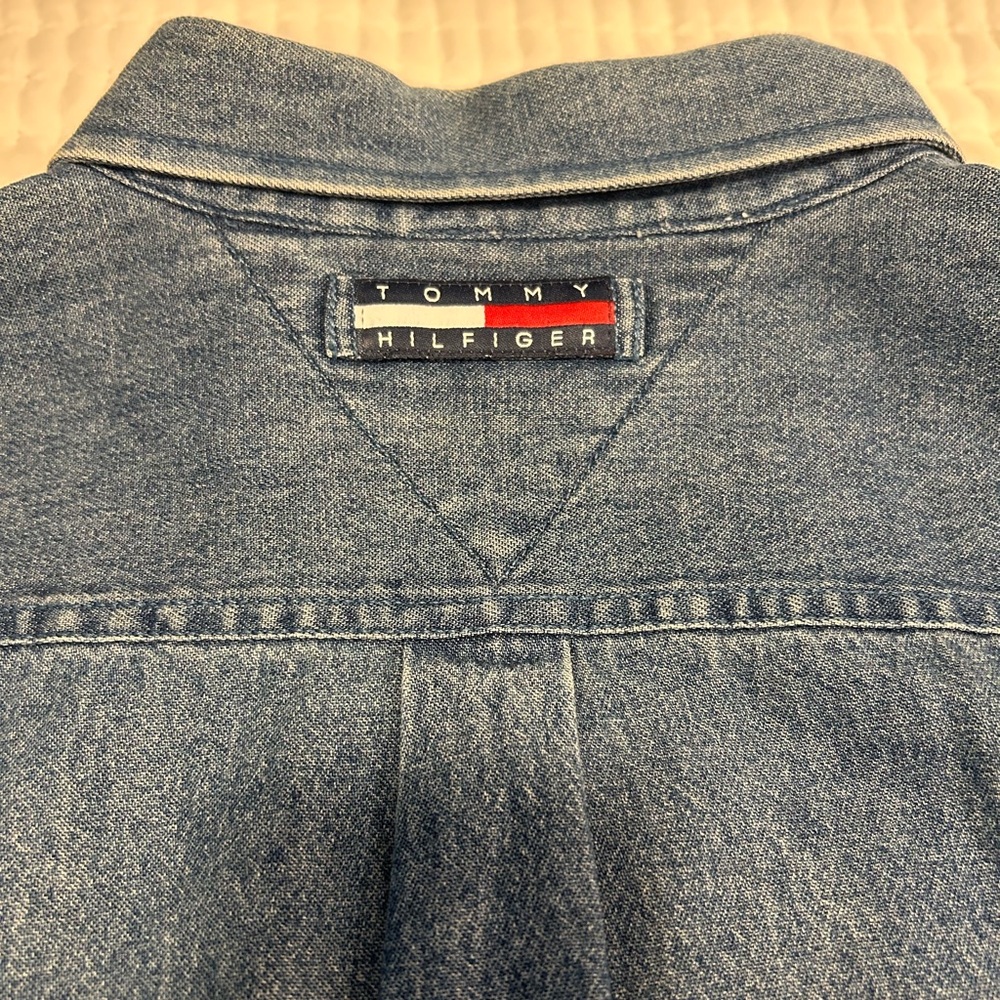 Vintage 90s Tommy Jeans Tommy Hilfiger Classic Blue Denim Shirt men’s size large - Picture 6 of 8
